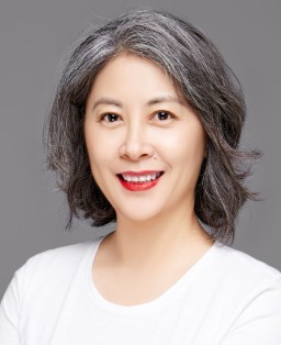 冯海荣便装照