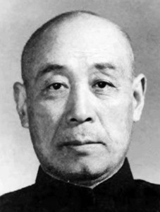 姜存瑞便装照