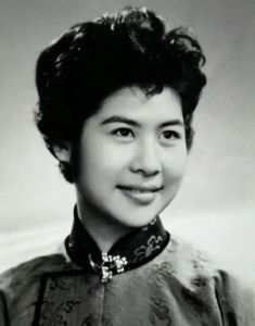 孙花满便装照