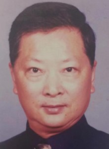 李介华便装照