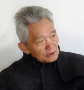 杨美煊便装照