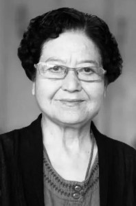 舒曼莉便装照