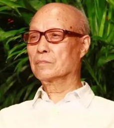 郭葆华便装照